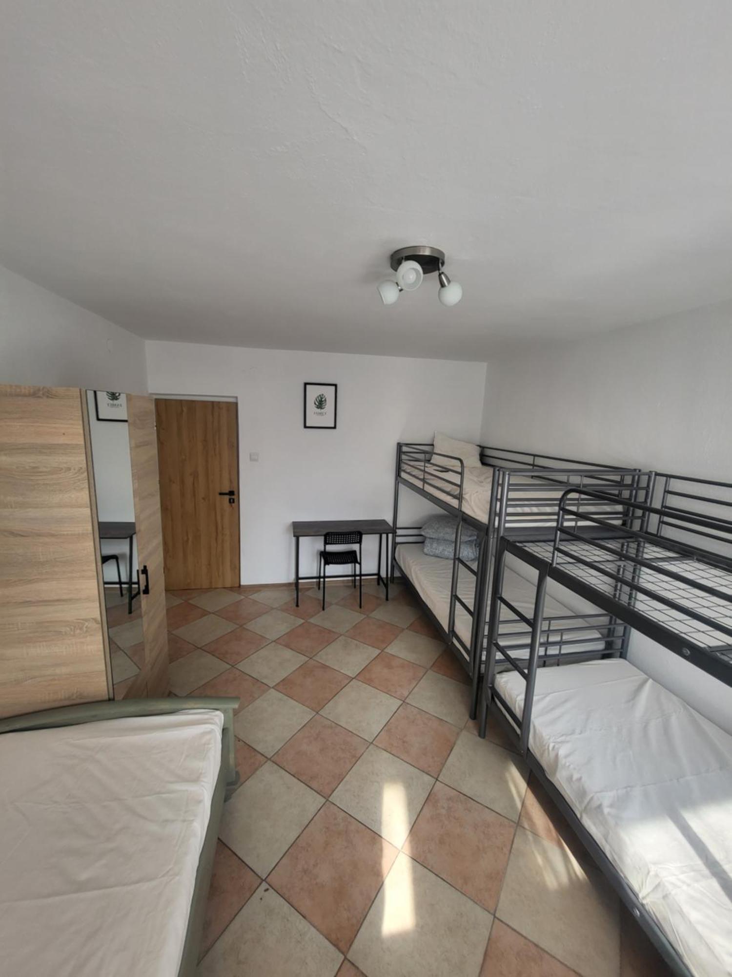 وارسو Rooms4Rest Popularna - Private Rooms For Tourists - Atr Consulting Sp, Z O,O, المظهر الخارجي الصورة