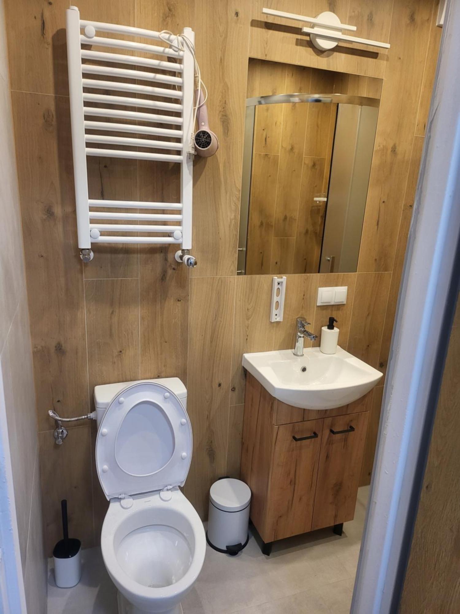 وارسو Rooms4Rest Popularna - Private Rooms For Tourists - Atr Consulting Sp, Z O,O, المظهر الخارجي الصورة