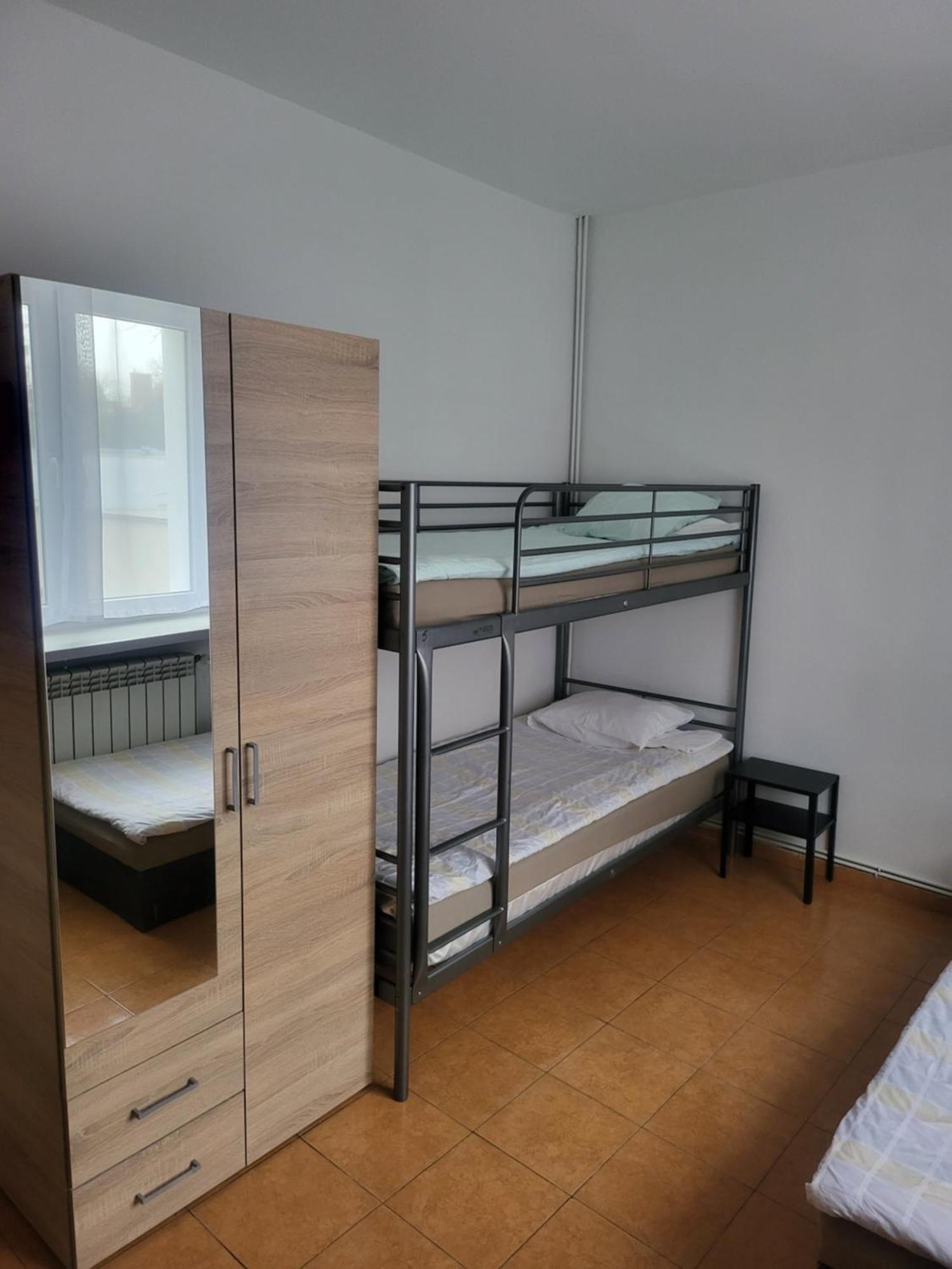 وارسو Rooms4Rest Popularna - Private Rooms For Tourists - Atr Consulting Sp, Z O,O, المظهر الخارجي الصورة