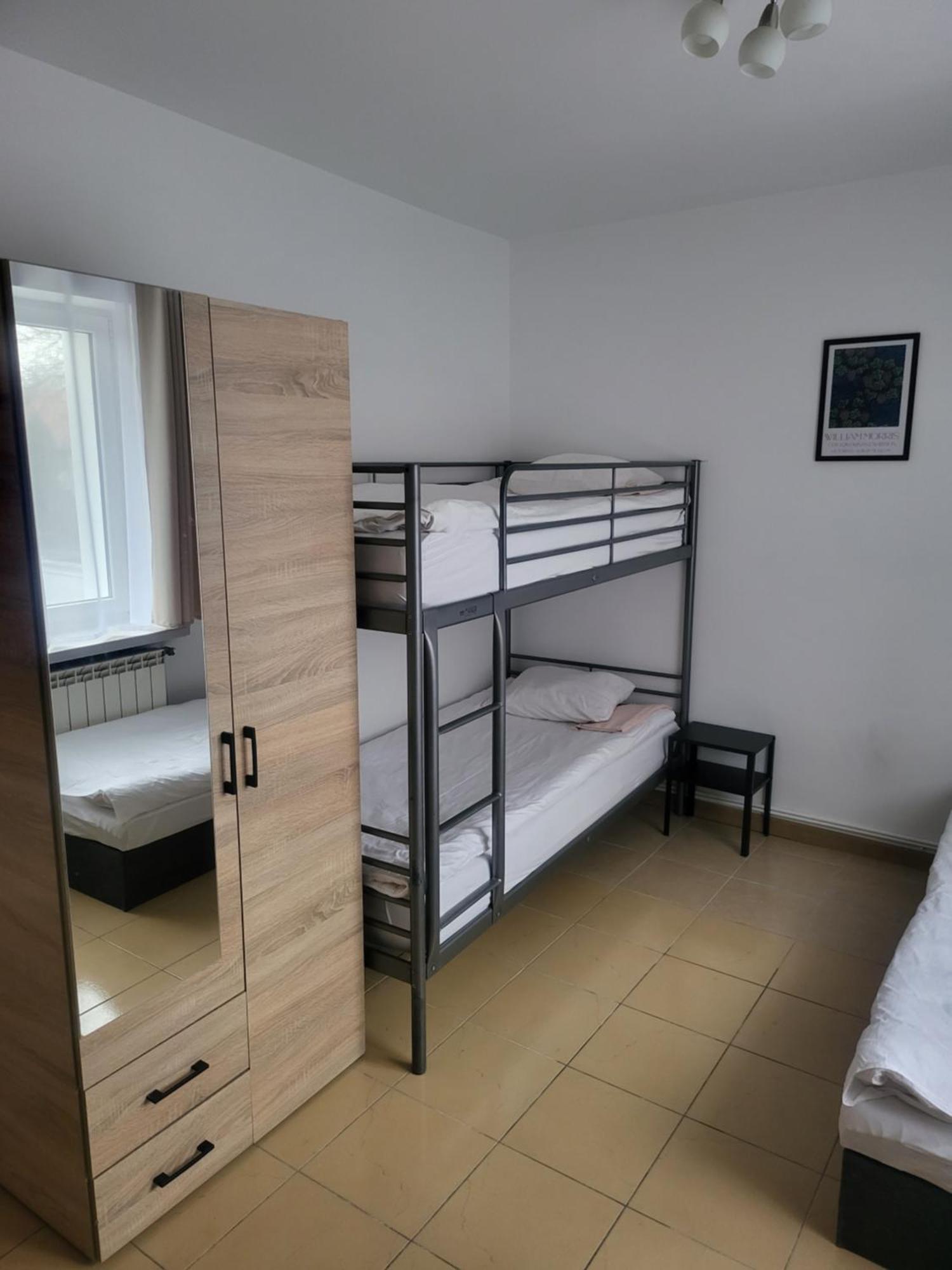 وارسو Rooms4Rest Popularna - Private Rooms For Tourists - Atr Consulting Sp, Z O,O, المظهر الخارجي الصورة